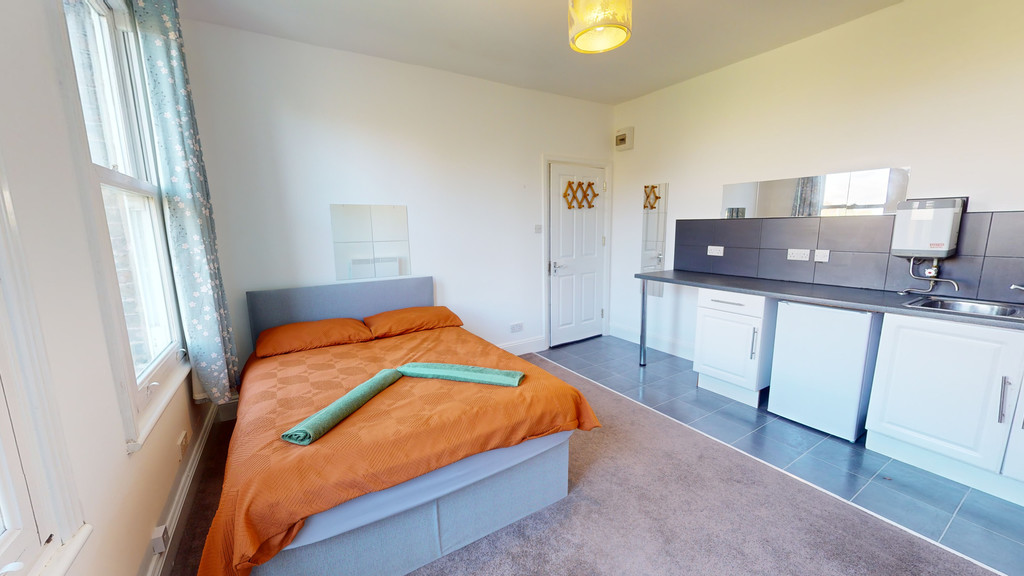 Newly Refurbished Bedsit To Let In Carshalton