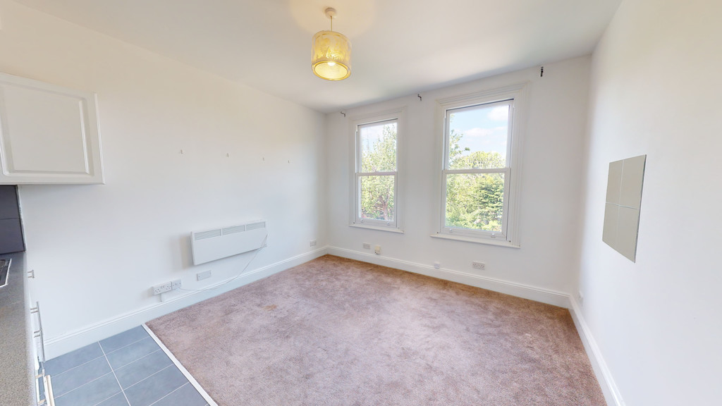 Newly Refurbished Bedsit To Let In Carshalton