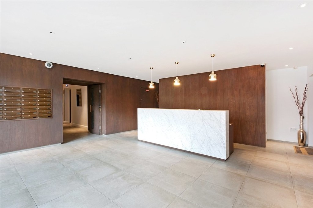 Two Bed Flat to Rent in Norbury