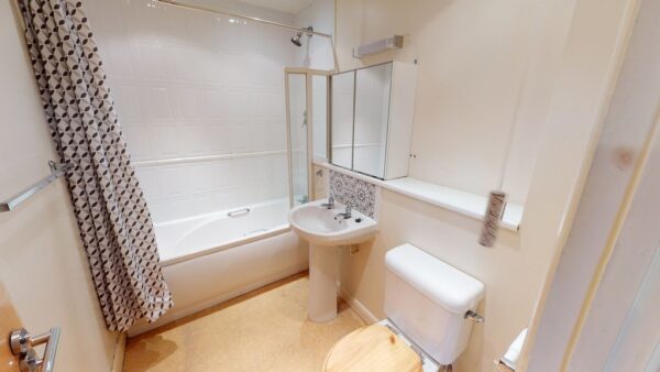 One Bedroom Apartment for sale in Norbury SW16