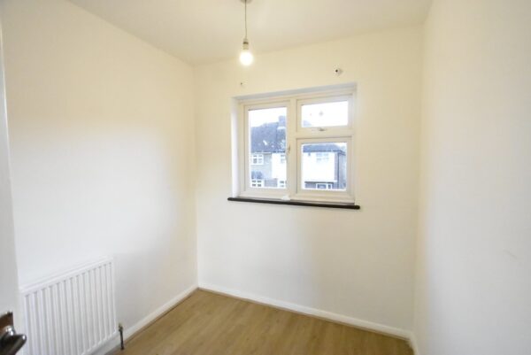Three Bedroom House in Romford to Rent