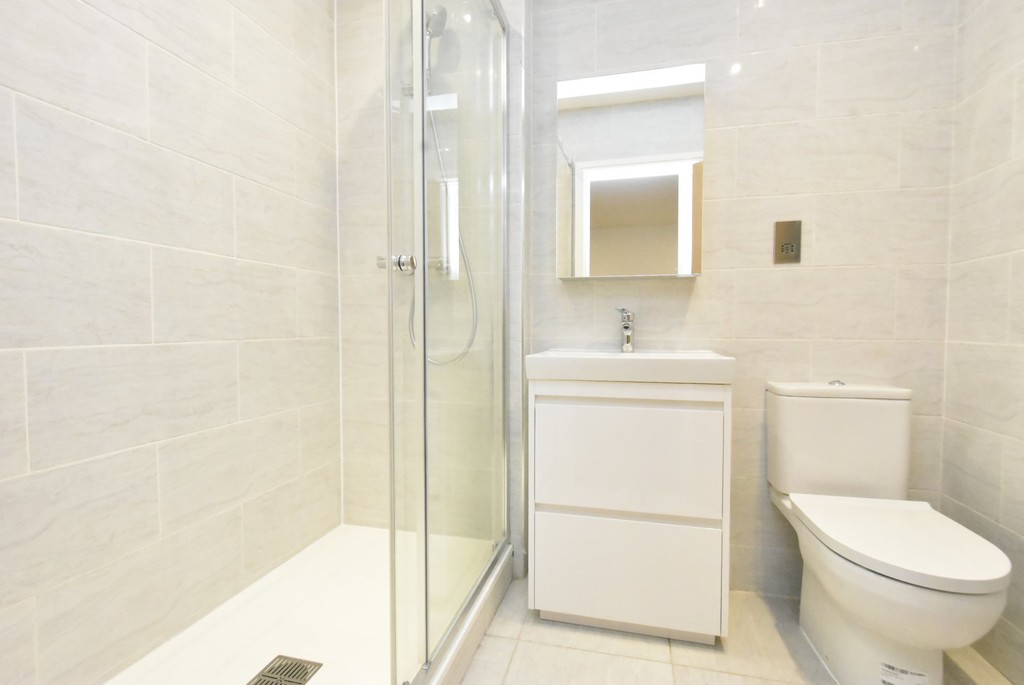 1 Bedroom Flat To Let In Croydon
