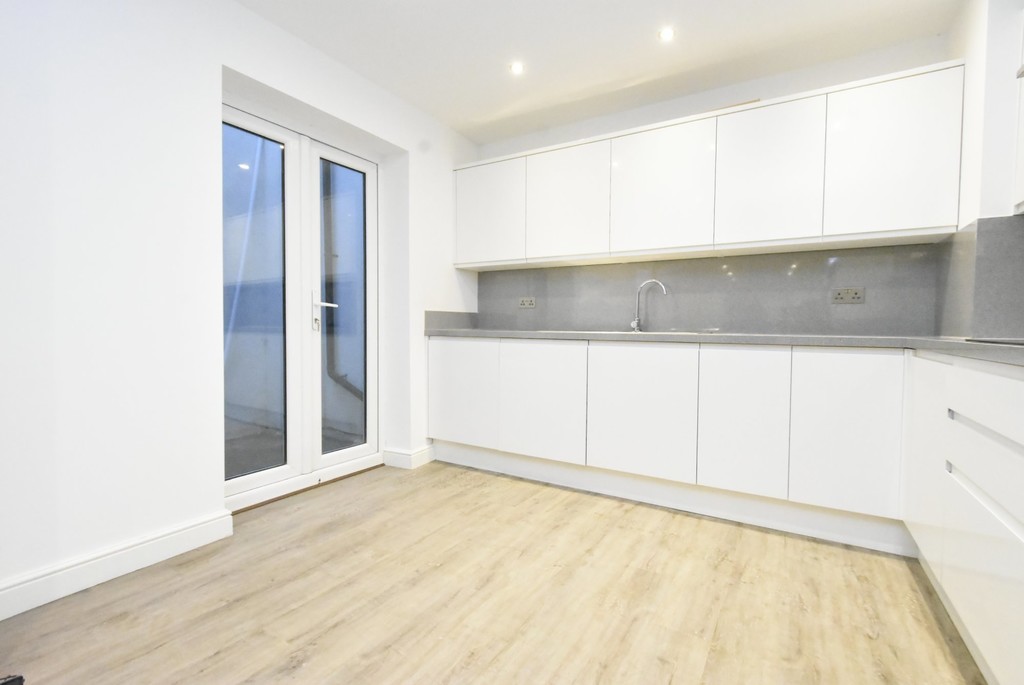 1 Bedroom Flat To Let In Croydon