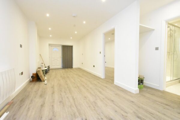 1 Bedroom Flat To Let In Croydon