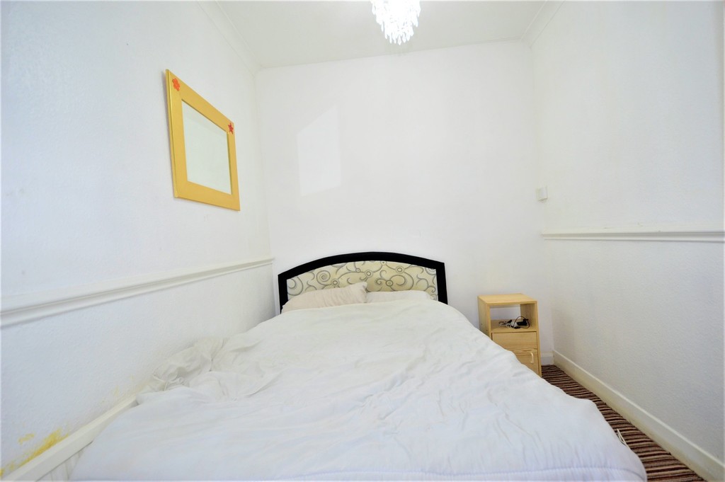 1 Bed Flat To Let Colwood Gardens, London