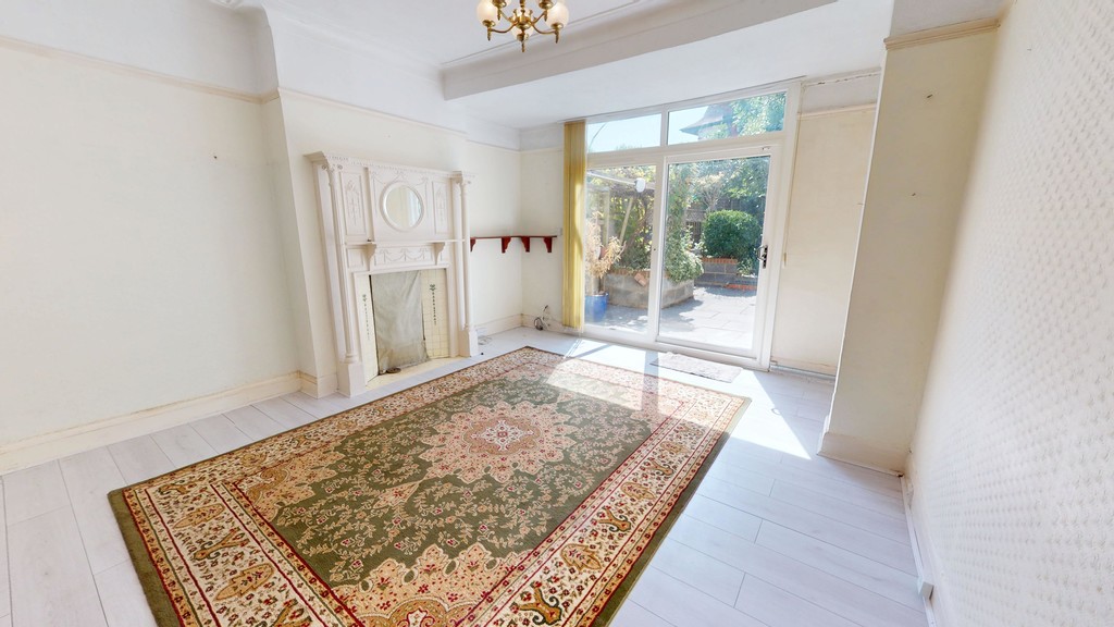 Semi Detatched CHAIN FREE Four Bed Period Property