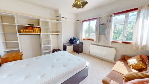 Semi Detatched CHAIN FREE Four Bed Period Property
