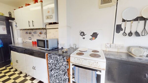 Room to rent in shared house