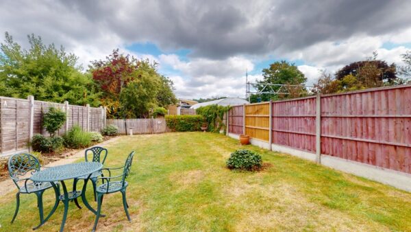 Room to rent in shared house