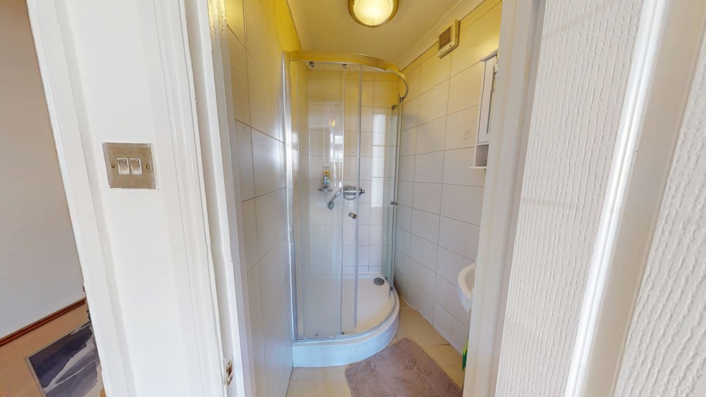 Briar Road, London, SW16