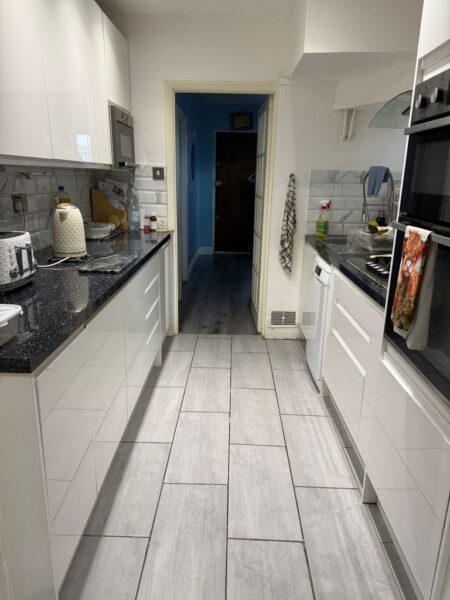 Room to rent in shared house