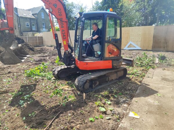 Dunheved Road New Build Project