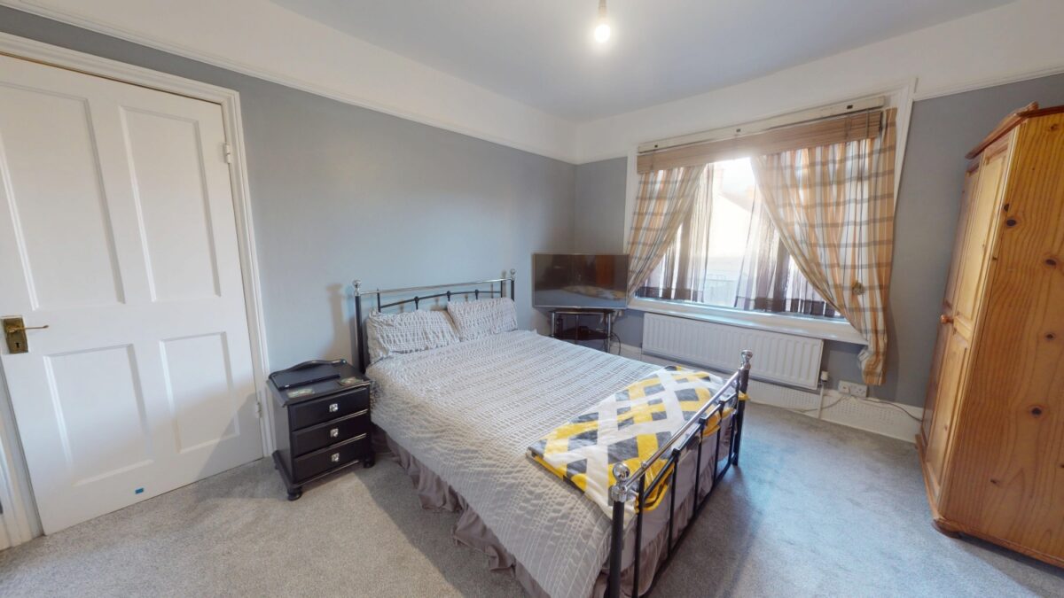 14 Nutfield Road, Thornton Heath, CR7