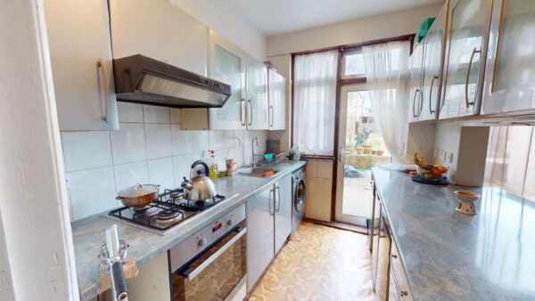 14 Nutfield Road, Thornton Heath, CR7