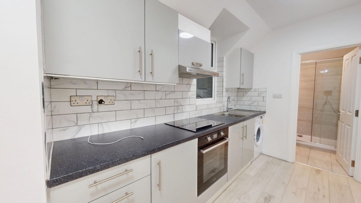 London Road, Thornton Heath, Surrey, CR7