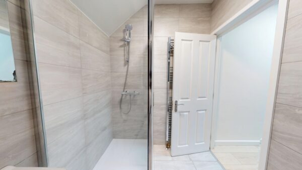 London Road, Thornton Heath, Surrey, CR7