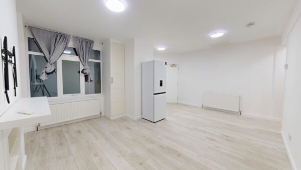 TWO BED FLAT TO RENT IN THORNTON HEATH