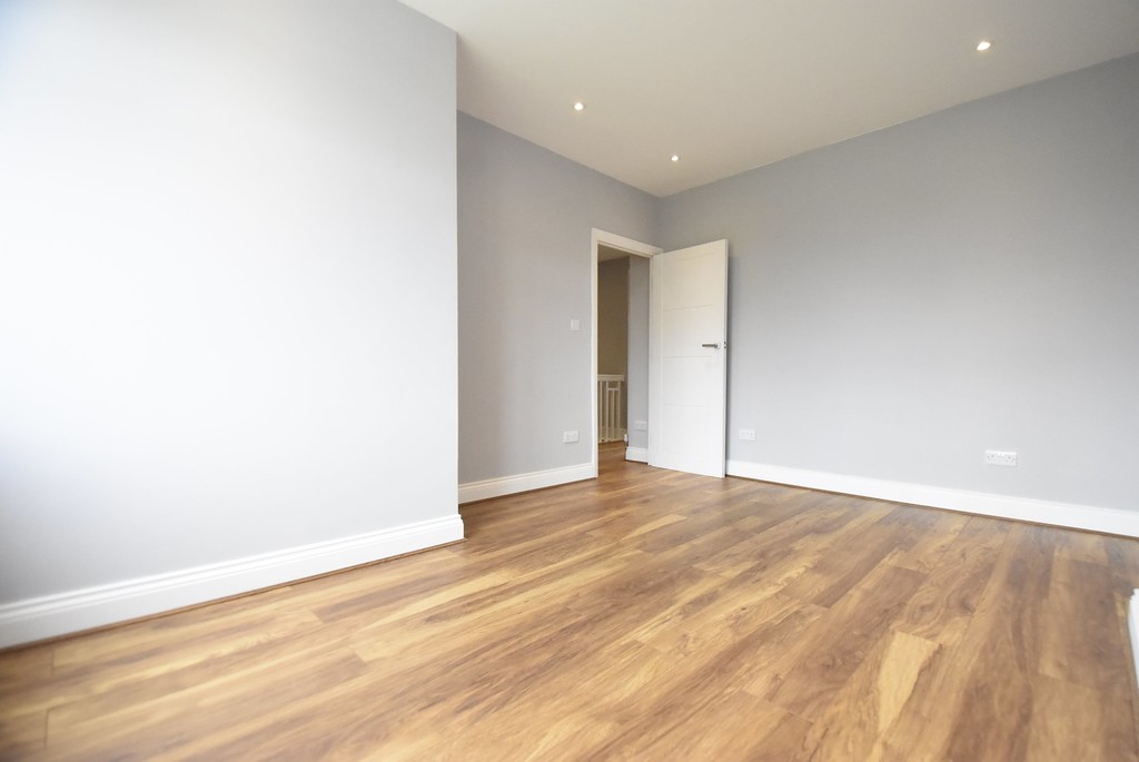 One Bed Garden Flat To Let In Thornton Heath