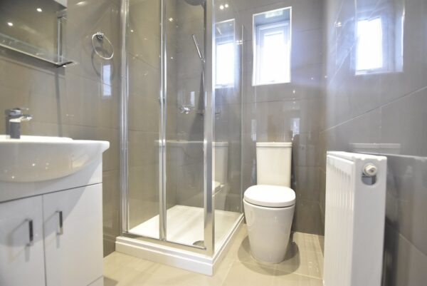 One Bed Garden Flat To Let In Thornton Heath