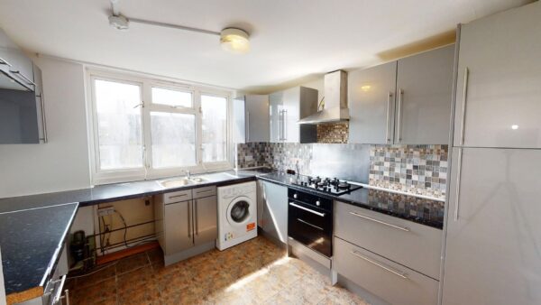 2 Bedroom Flat in Croydon