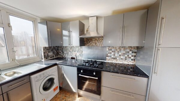 2 Bedroom Flat in Croydon