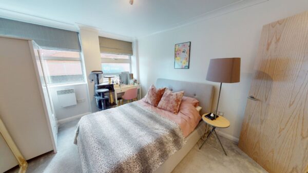 Two Bed Apartment to Rent in Norbury