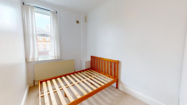One Bedroom Flat to Rent in Norbury SW16