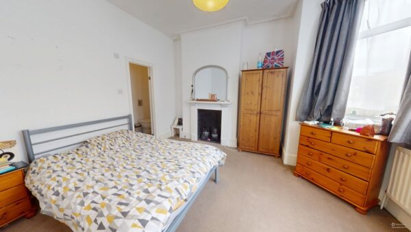 Double Room with Ensuite to rent in Norbury