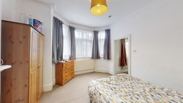 Double Room with Ensuite to rent in Norbury