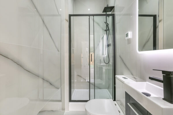 NEW BUILD 4 BEDROOM FLAT TO RENT IN CARSHALTON