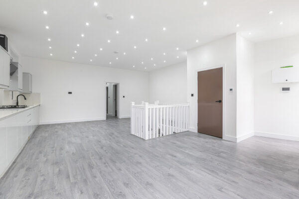 NEW BUILD 4 BEDROOM FLAT TO RENT IN CARSHALTON