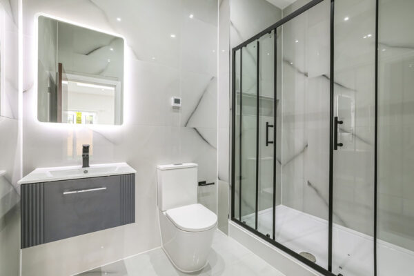 NEW BUILD 3 BEDROOM FLAT TO LET IN CARSHALTON