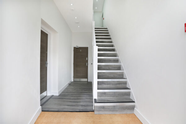 NEW BUILD 3 BEDROOM FLAT TO LET IN CARSHALTON