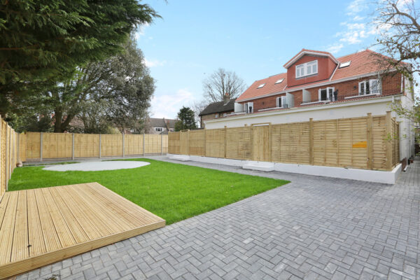 NEW BUILD 3 BEDROOM FLAT TO RENT IN CARSHALTON