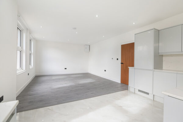 NEW BUILD 3 BEDROOM FLAT TO RENT IN CARSHALTON