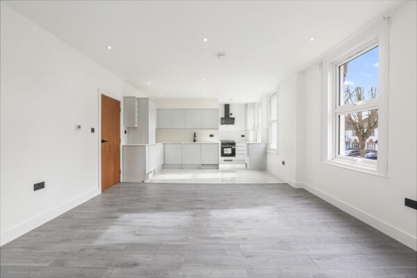 NEW BUILD 3 BEDROOM FLAT TO RENT IN CARSHALTON