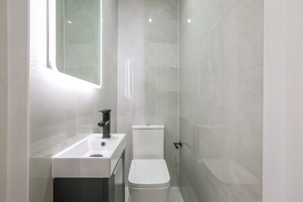 NEW BUILD 3 BEDROOM FLAT TO RENT IN CARSHALTON