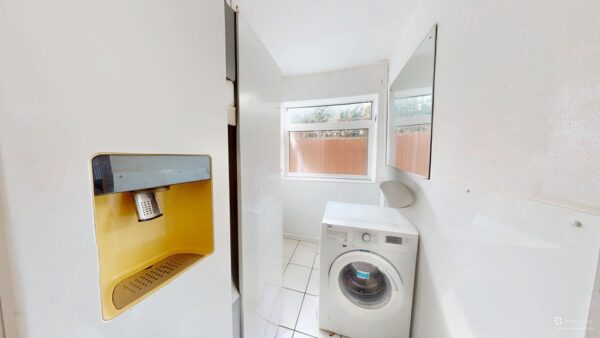 Three Bedroom House To Let in Tooting