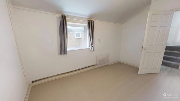 Three Bedroom House To Let in Tooting
