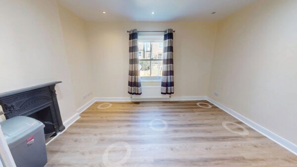 Four bedroom flat to rent in Herne Hill