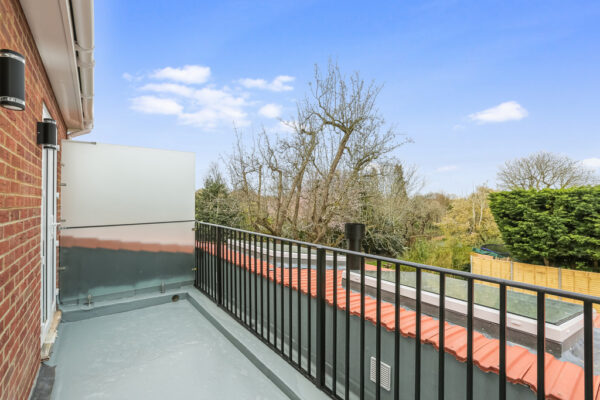 NEW BUILD 3 BEDROOM FLAT TO RENT IN CARSHALTON