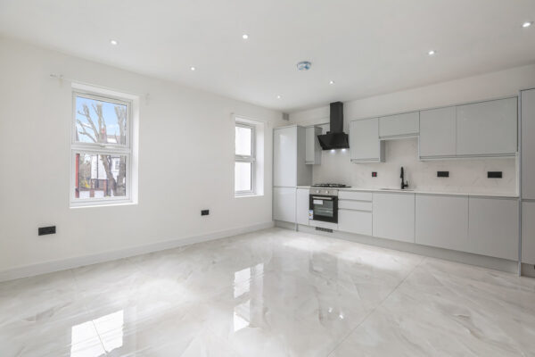 NEW BUILD FLAT TO RENT IN CARSHALTON