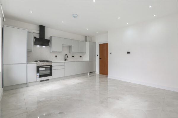 NEW BUILD FLAT TO RENT IN CARSHALTON