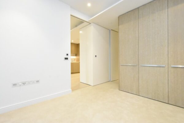 Luxury 1 Bed Flat To Let in Canary Wharf