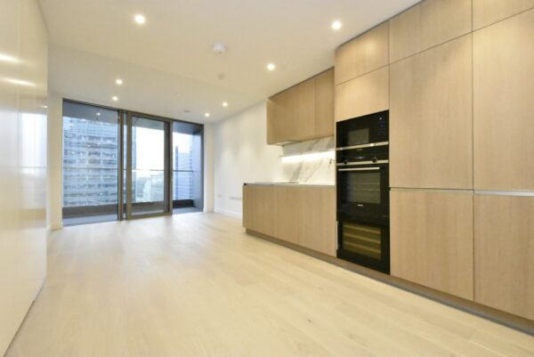 Luxury 1 Bed Flat To Let in Canary Wharf