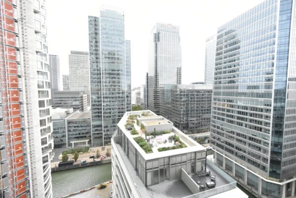 Luxury 1 Bed Flat To Let in Canary Wharf