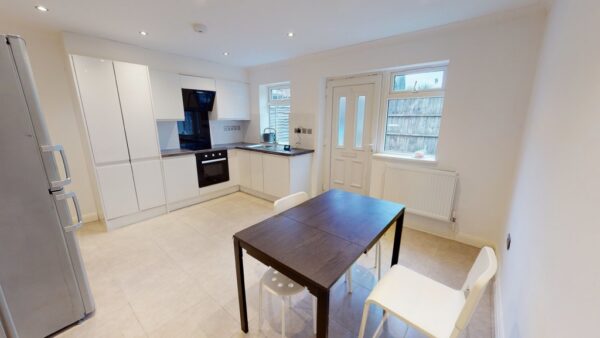 One bedroom flat to rent in Epsom