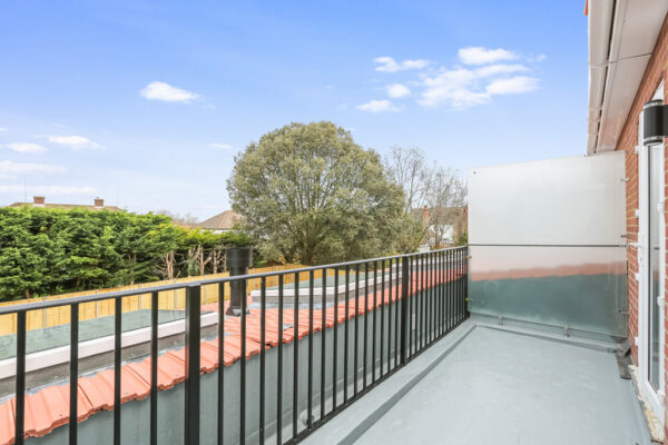 NEW BUILD 3 BEDROOM FLAT TO RENT IN CARSHALTON