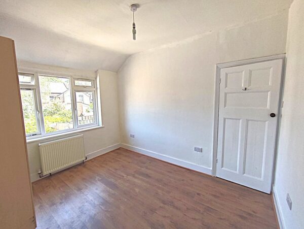 4 Bedroom House To Let in Wallington