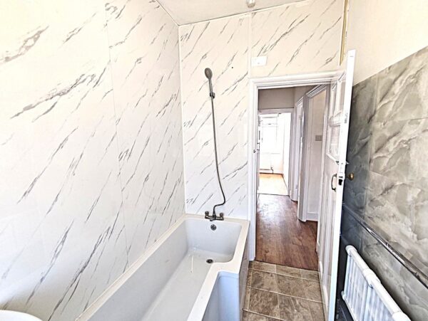 4 Bedroom House To Let in Wallington